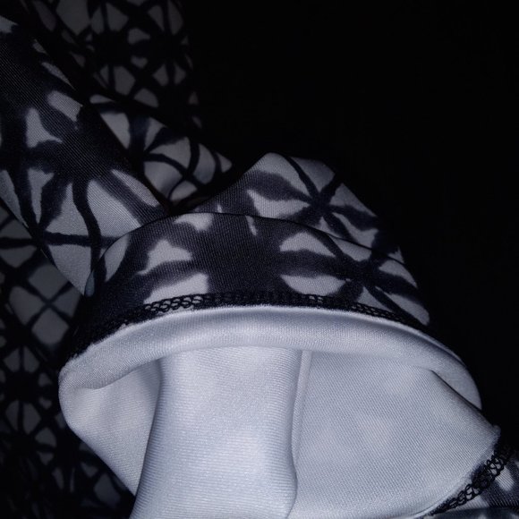 Flowy A Line Dress with Geometric Pattern - Picture 6 of 6